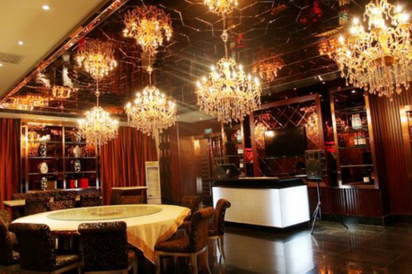 重庆梦巴黎，舒压按摩新体验