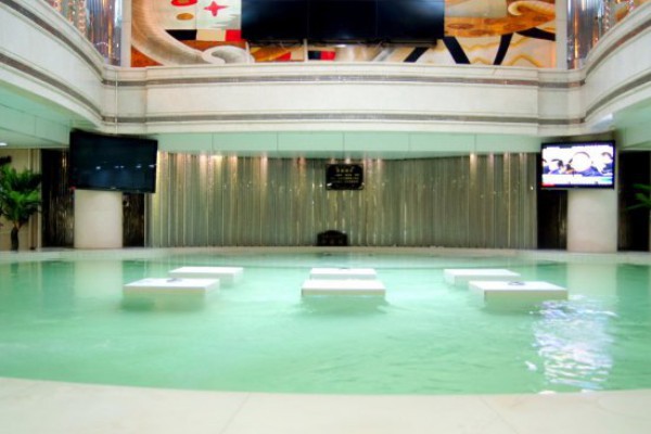 重庆夜生活，人气爆棚的“狂欢”圣地！